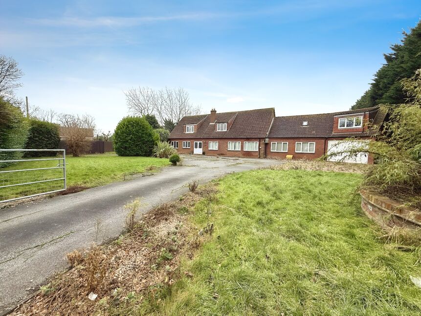 Main image of 6 bedroom Detached House for sale, Carr Lane, Healing, Lincolnshire, DN41