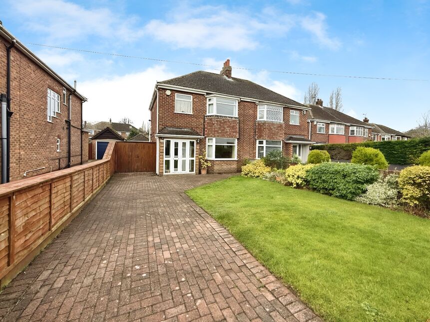 Main image of 3 bedroom Semi Detached House for sale, Eastwood Avenue, Grimsby, Lincolnshire, DN34