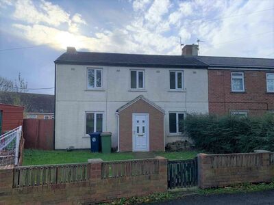 Woodside, 3 bedroom Semi Detached House to rent, £550 pcm