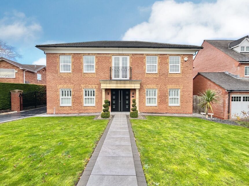 5 bedroom Detached House for sale