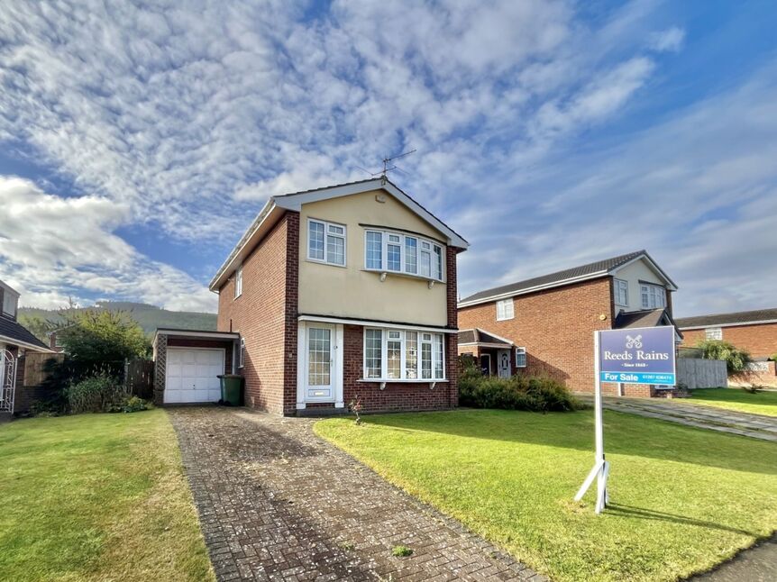 Main image of 4 bedroom Detached House for sale, Eglinton Avenue, Guisborough, North Yorkshire, TS14