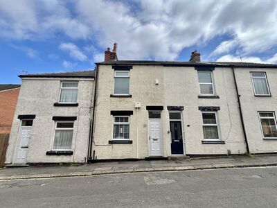 Cleveland Street, 2 bedroom Mid Terrace House to rent, £725 pcm