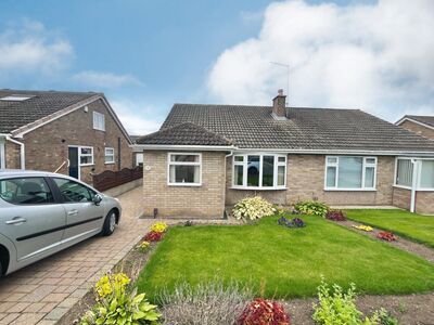 2 bedroom Semi Detached Bungalow for sale