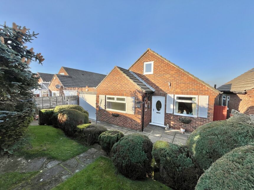 Main image of 3 bedroom Link Detached Bungalow for sale, Cotswold Drive, Skelton-in-Cleveland, North Yorkshire, TS12