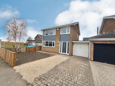 3 bedroom Link Detached House for sale