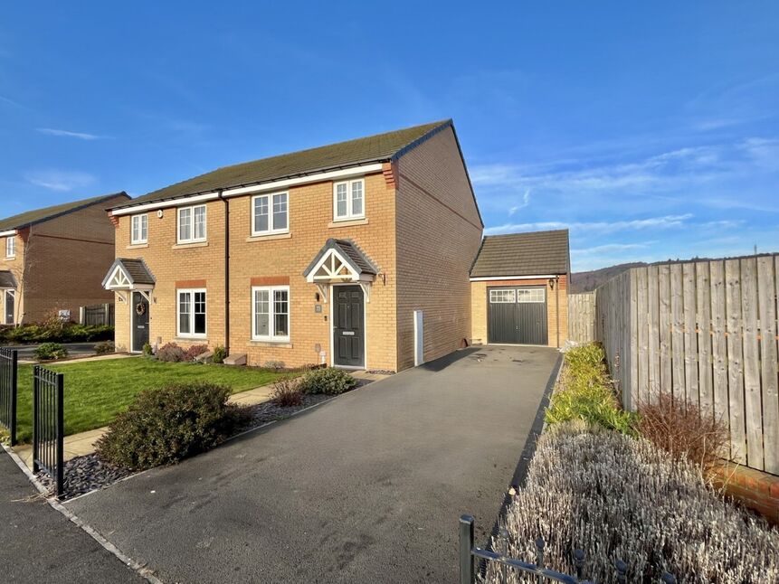 Main image of 3 bedroom Semi Detached House for sale, Nightingale Road, Guisborough, North Yorkshire, TS14