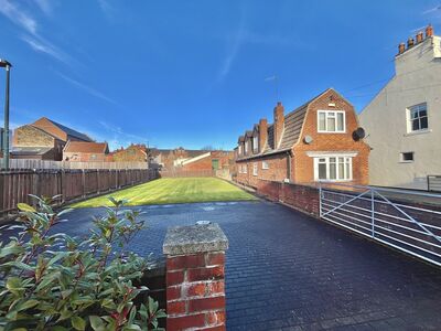 Chapel Street, 3 bedroom Detached House for sale, £300,000