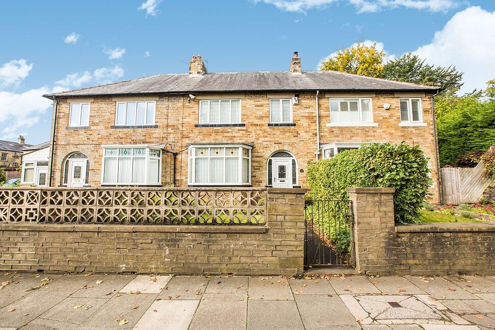 Main image of 3 bedroom Mid Terrace House to rent, Huddersfield Road, Halifax, West Yorkshire, HX3