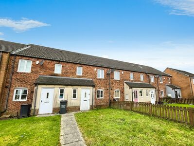 3 bedroom Mid Terrace House to rent