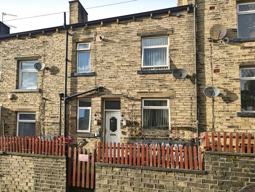 Main image of 2 bedroom Mid Terrace House for sale, Browning Avenue, Halifax, West Yorkshire, HX3