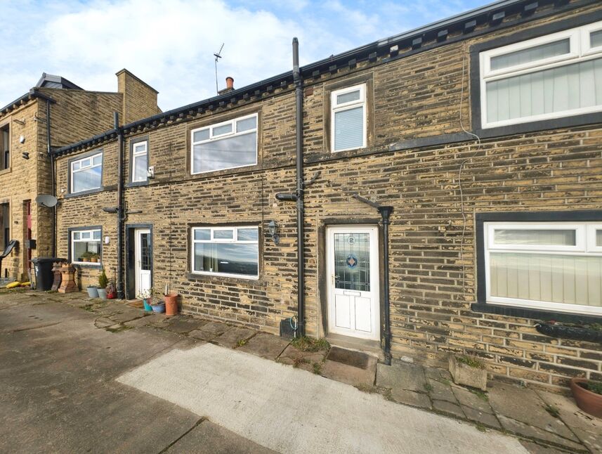 Main image of 2 bedroom Mid Terrace House for sale, Deans Terrace, Halifax, West Yorkshire, HX3