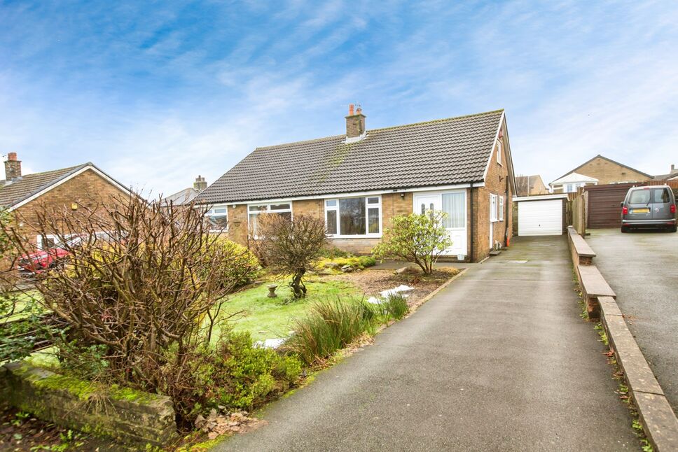 2 bedroom Semi Detached Bungalow for sale