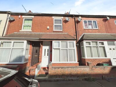 2 bedroom Mid Terrace House to rent