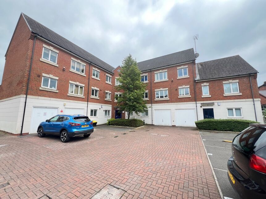 Main image of 1 bedroom  Flat to rent, Birches Rise, Stoke-on-Trent, Staffordshire, ST1