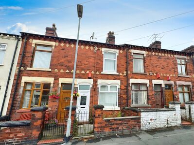 Chorlton Road, 2 bedroom Mid Terrace House to rent, £850 pcm