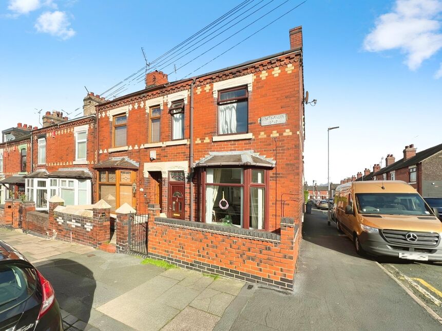 Main image of 3 bedroom End Terrace House for sale, Barthomley Road, Stoke-on-Trent, Staffordshire, ST1