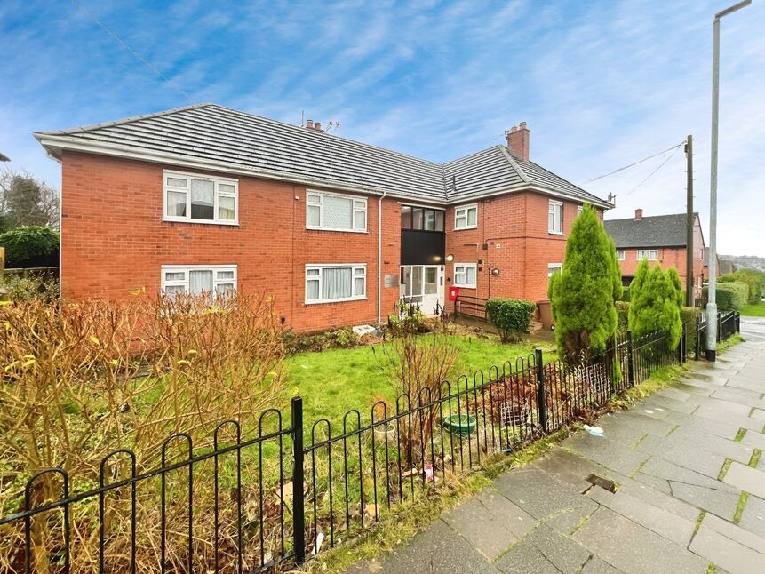 Main image of 2 bedroom  Flat for sale, Drakeford Grove, Stoke-on-Trent, Staffordshire, ST6