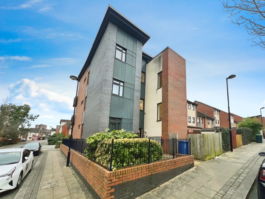 Main image of 2 bedroom  Flat for sale, Regal Way, Stoke-on-Trent, Staffordshire, ST1