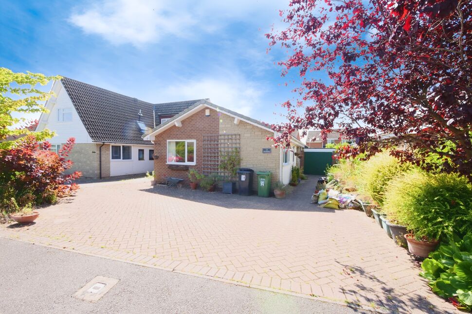 Main image of 4 bedroom Detached Bungalow for sale, Cyprus Grove, Haxby, North Yorkshire, YO32