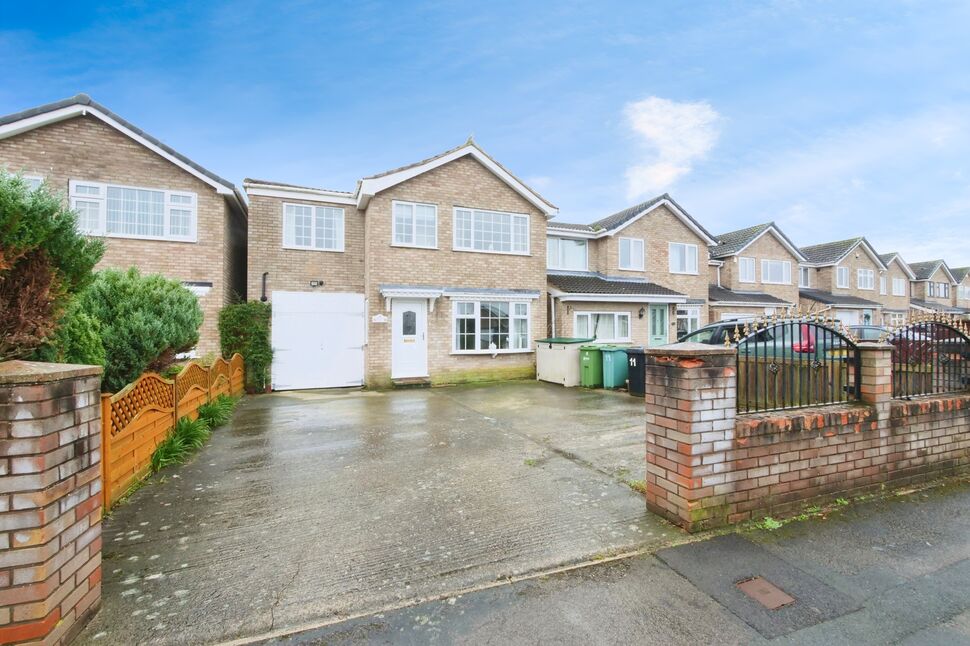 Main image of 4 bedroom Detached House for sale, Ploughmans Lane, Haxby, York, YO32