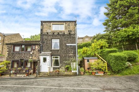 Hollins Road, 4 bedroom Semi Detached House for sale, £240,000