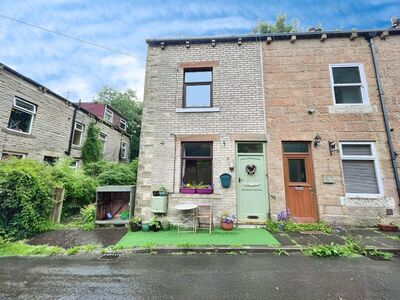 2 bedroom End Terrace House for sale