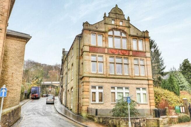 Main image of 2 bedroom  Flat for sale, Rise Lane, Todmorden, West Yorkshire, OL14