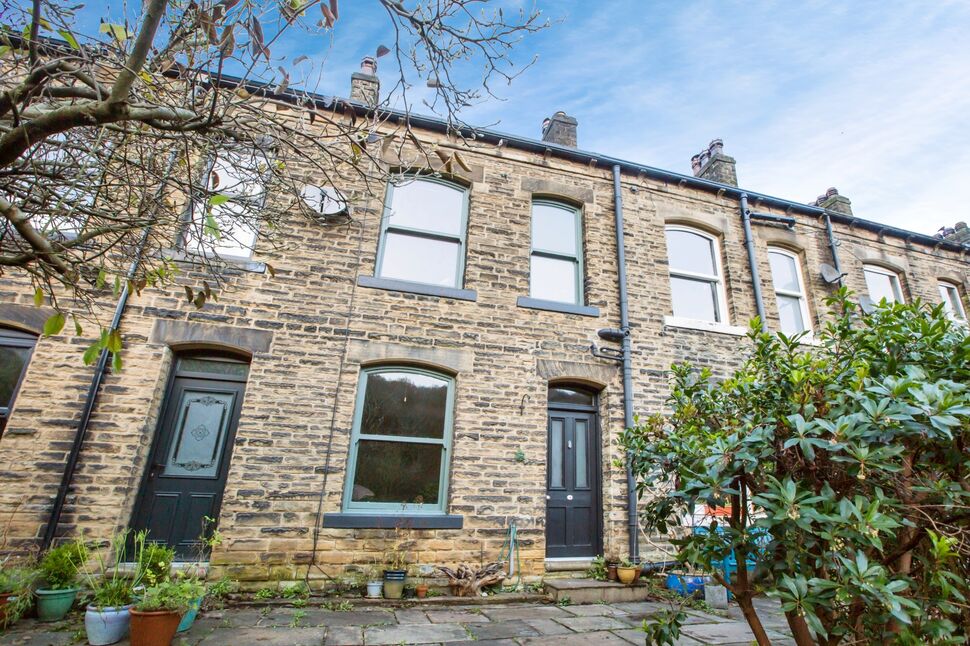 Main image of 3 bedroom Mid Terrace House for sale, Ingle Dene, Hebden Bridge, HX7