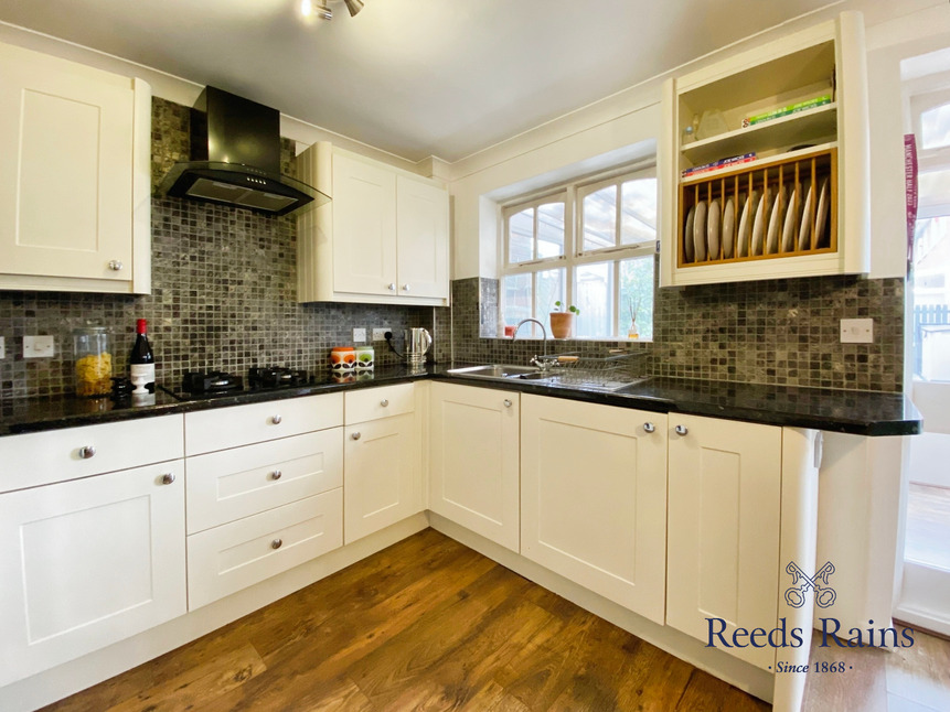 Kitchen Dining Area