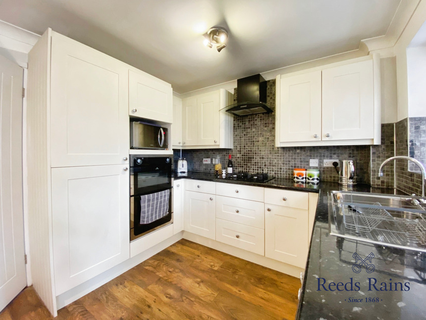 Kitchen Dining Area