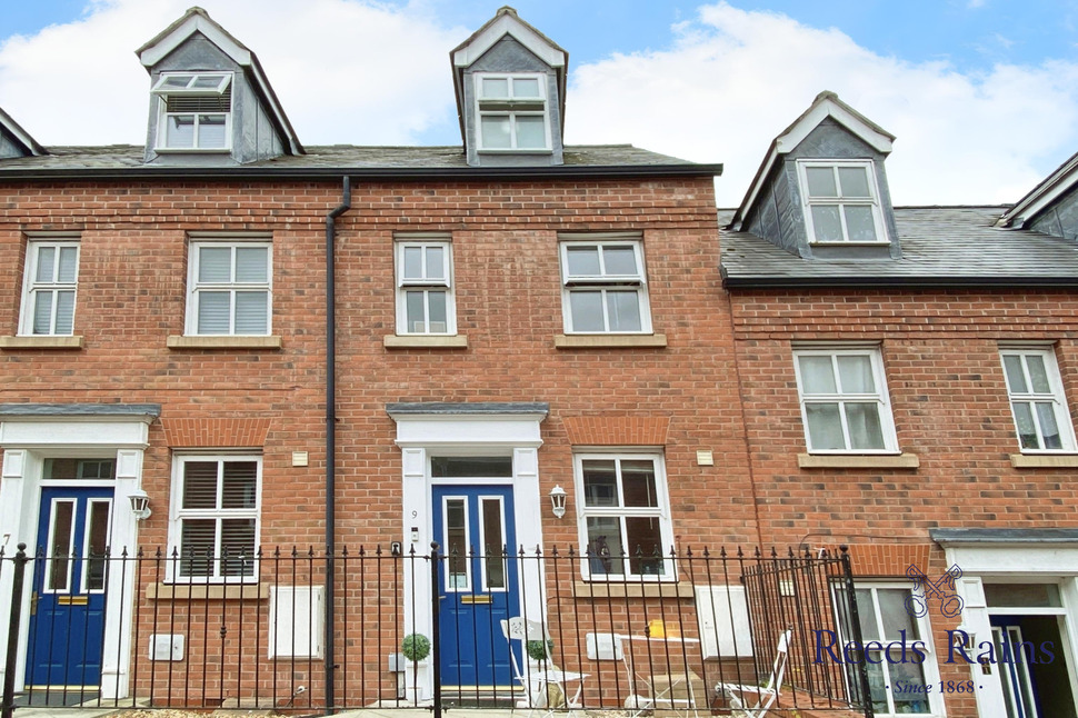 Main image of 3 bedroom Mid Terrace House to rent, Wallcroft Gardens, Middlewich, Cheshire, CW10