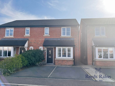 Severn Way, 3 bedroom Semi Detached House for sale, £285,000