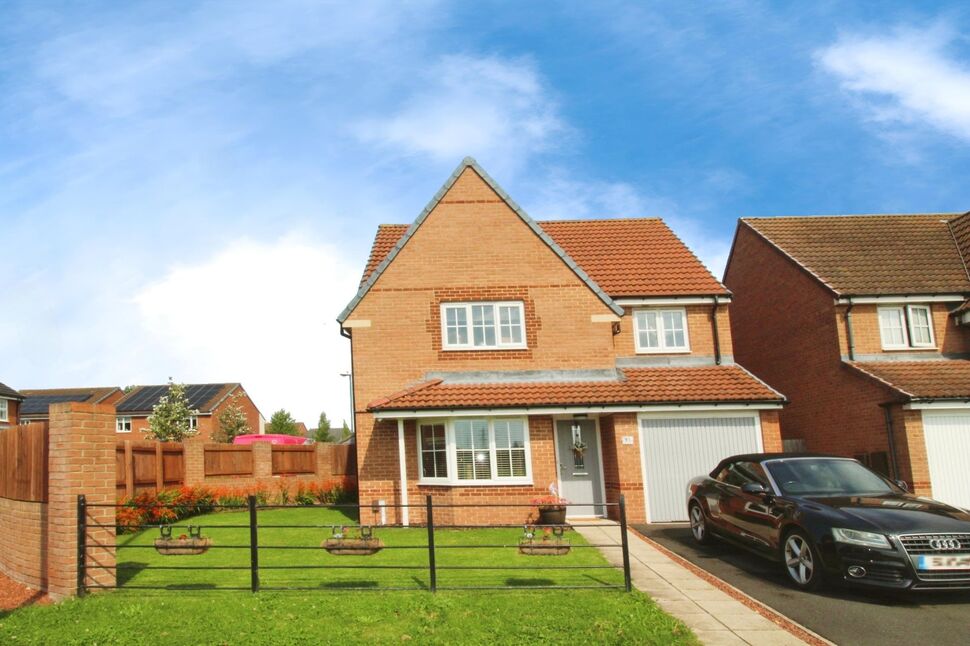 4 bedroom Detached House for sale