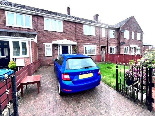 Main image of 3 bedroom Mid Terrace House for sale, Somerset Road, Hebburn, Tyne and Wear, NE31