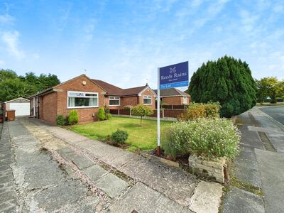 2 bedroom Semi Detached Bungalow to rent