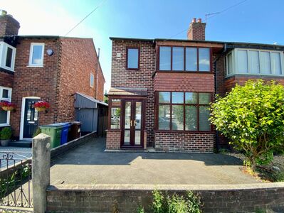 3 bedroom Semi Detached House to rent