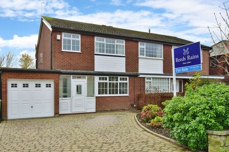 Marple Road, 3 bedroom Semi Detached House for sale, £330,000