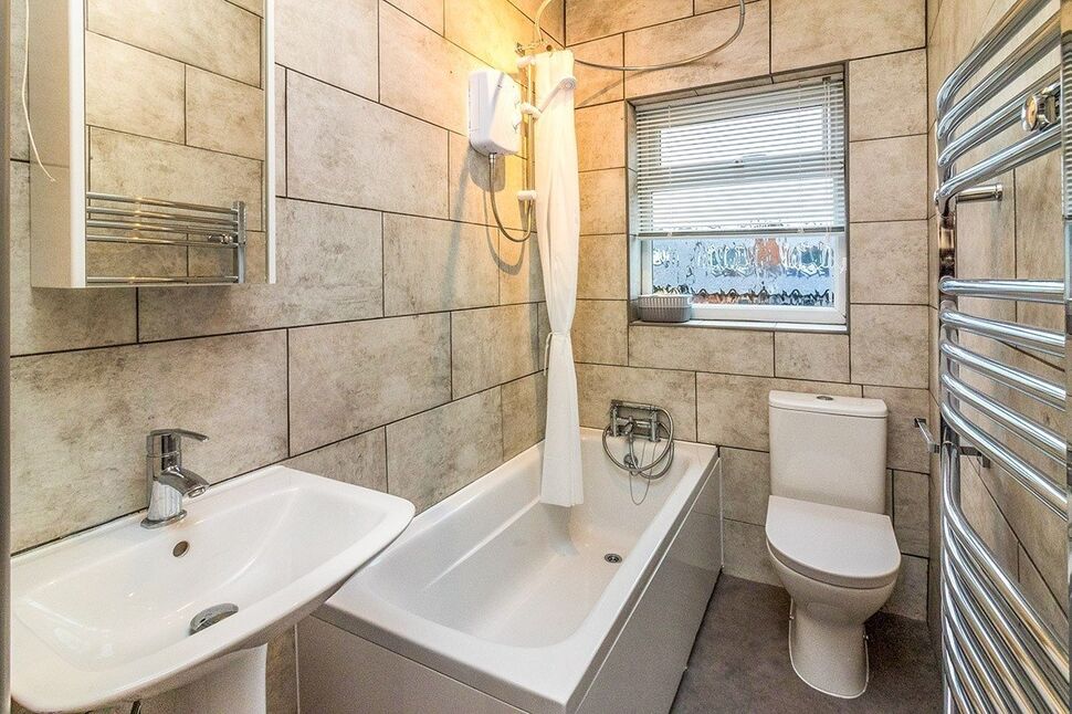 Family Bathroom WC