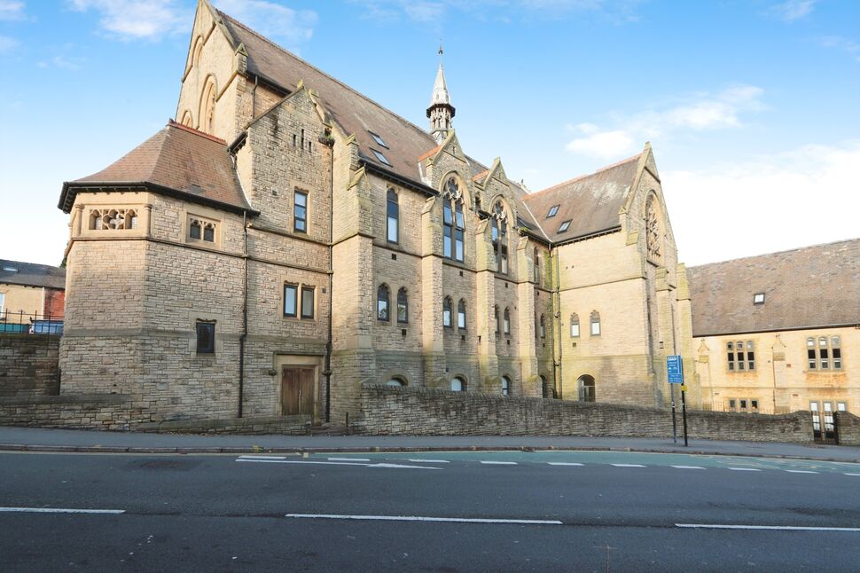 Main image of 1 bedroom  Room for sale, Flat 12 Heritage Hall, 200 Crookes Valley Road, South Yorkshire, S10