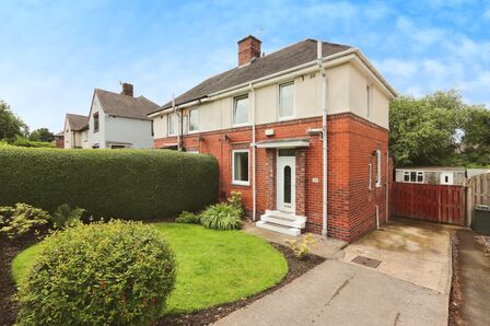 Shirehall Road, 2 bedroom Semi Detached House for sale, £130,000