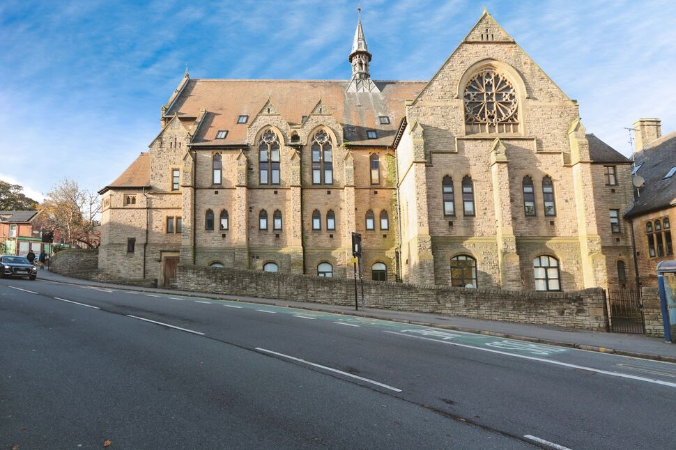 Main image of 1 bedroom  Room for sale, Crookes Valley Road, Sheffield, South Yorkshire, S10