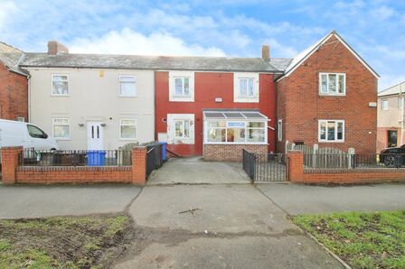 Hatfield House Lane, 3 bedroom Mid Terrace House to rent, £850 pcm