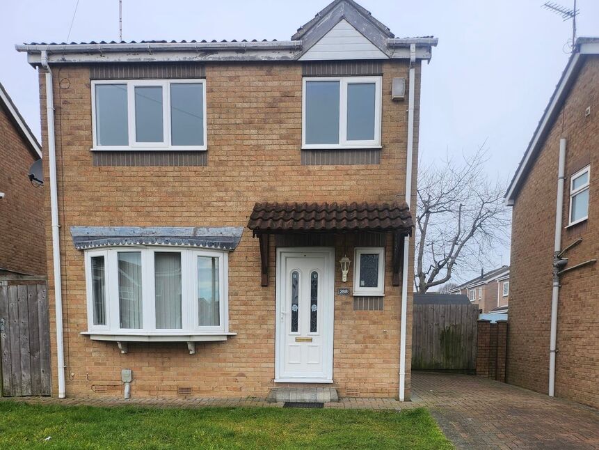 Main image of 4 bedroom Detached House to rent, Howdale Road, Hull, HU8