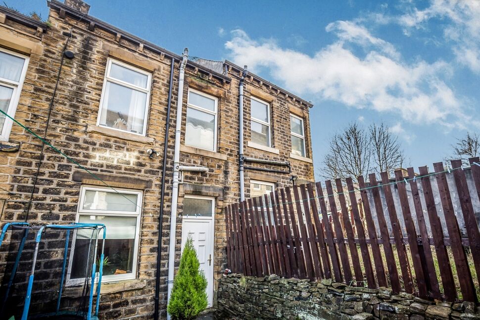 Main image of 2 bedroom Mid Terrace House to rent, Highroyd Crescent, Huddersfield, HD5