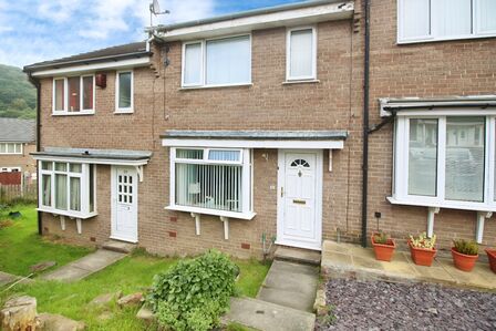 3 bedroom Mid Terrace House for sale