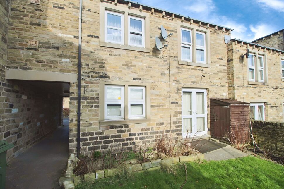 Main image of 1 bedroom  Flat for sale, Spring Grove Street, Springwood, Huddersfield, West Yorkshire, HD1