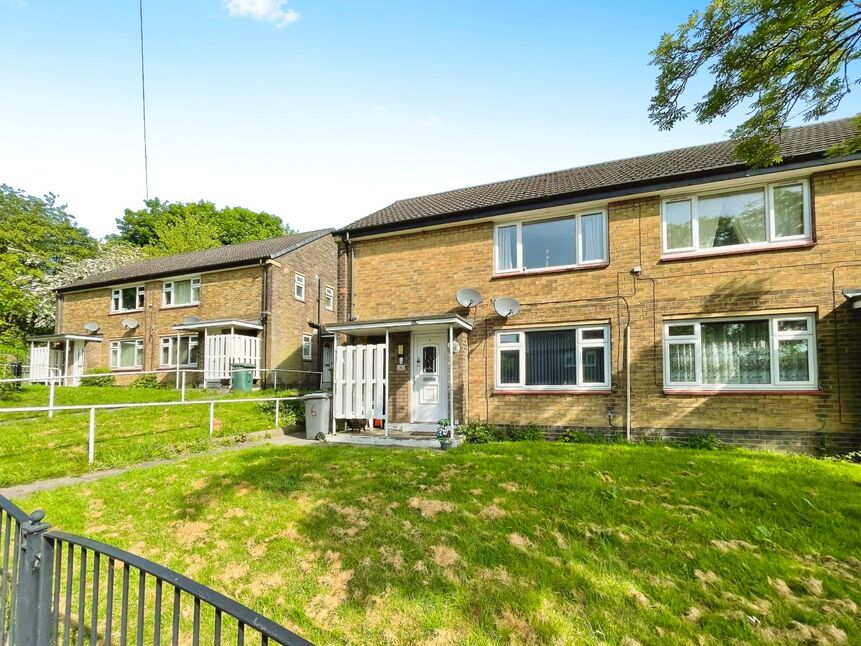 Main image of 1 bedroom  Flat for sale, North Way, Deighton, Huddersfield, Kirklees, HD2