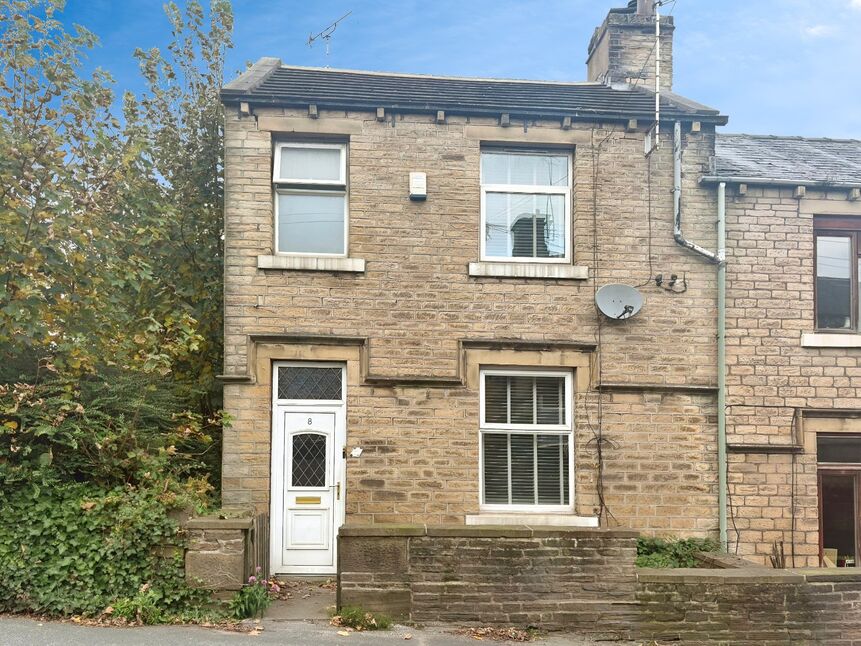 Main image of 3 bedroom Semi Detached House to rent, Morley Lane, Huddersfield, West Yorkshire, HD3