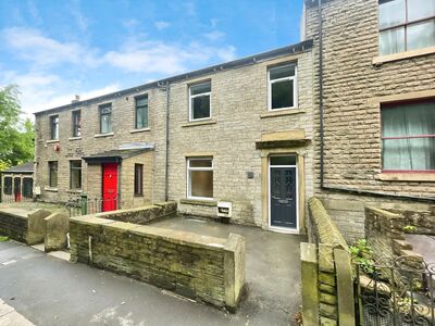 Dodds Royd, 2 bedroom Mid Terrace House to rent, £800 pcm
