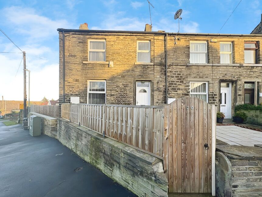 Main image of 2 bedroom End Terrace House to rent, Wiggan Lane, Huddersfield, West Yorkshire, HD2